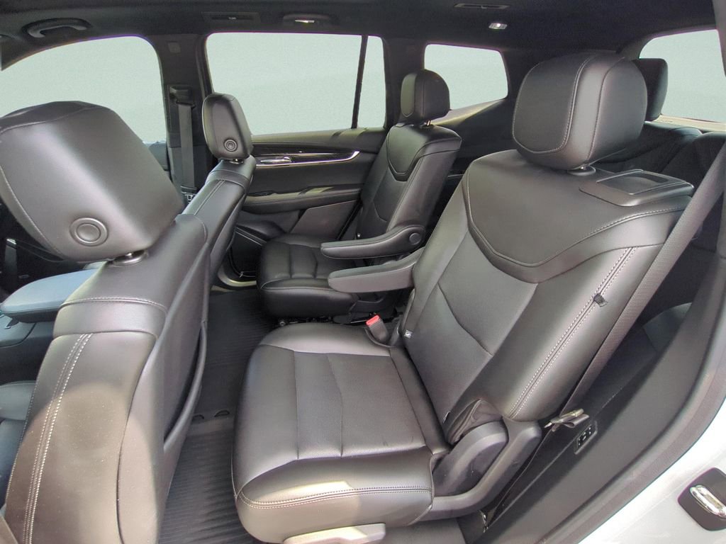 Used 2021 Cadillac XT6 Premium Luxury w/ LPO, Floor Liner Package image 13