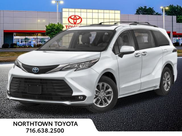 New 2026 Toyota Sienna XLE image 1