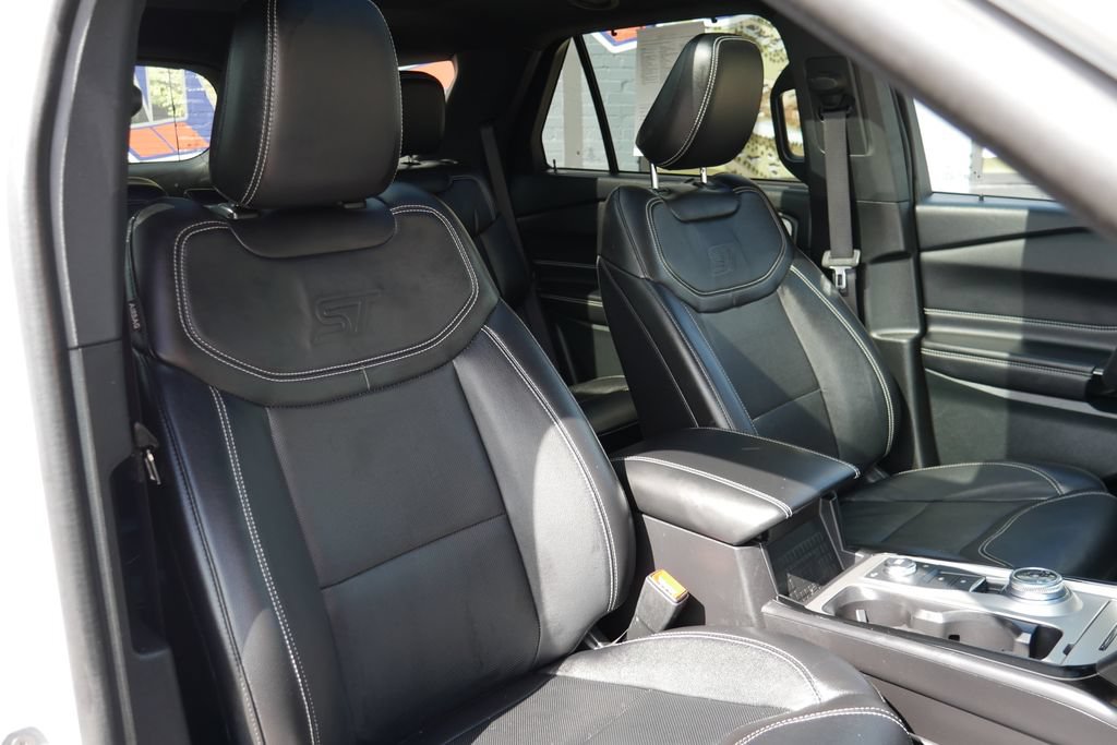 Used 2024 Ford Explorer ST w/ Equipment Group 401A AWD/4WD image 12