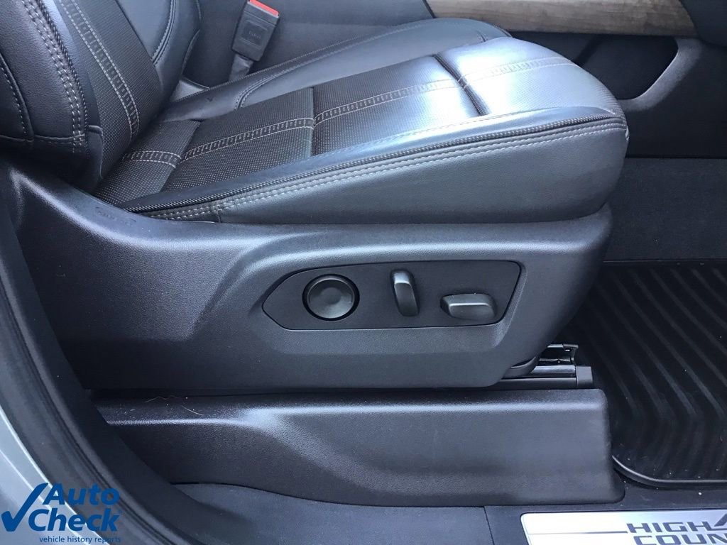 Used 2025 Chevrolet Silverado 3500 High Country w/ High Country Premium Package image 12