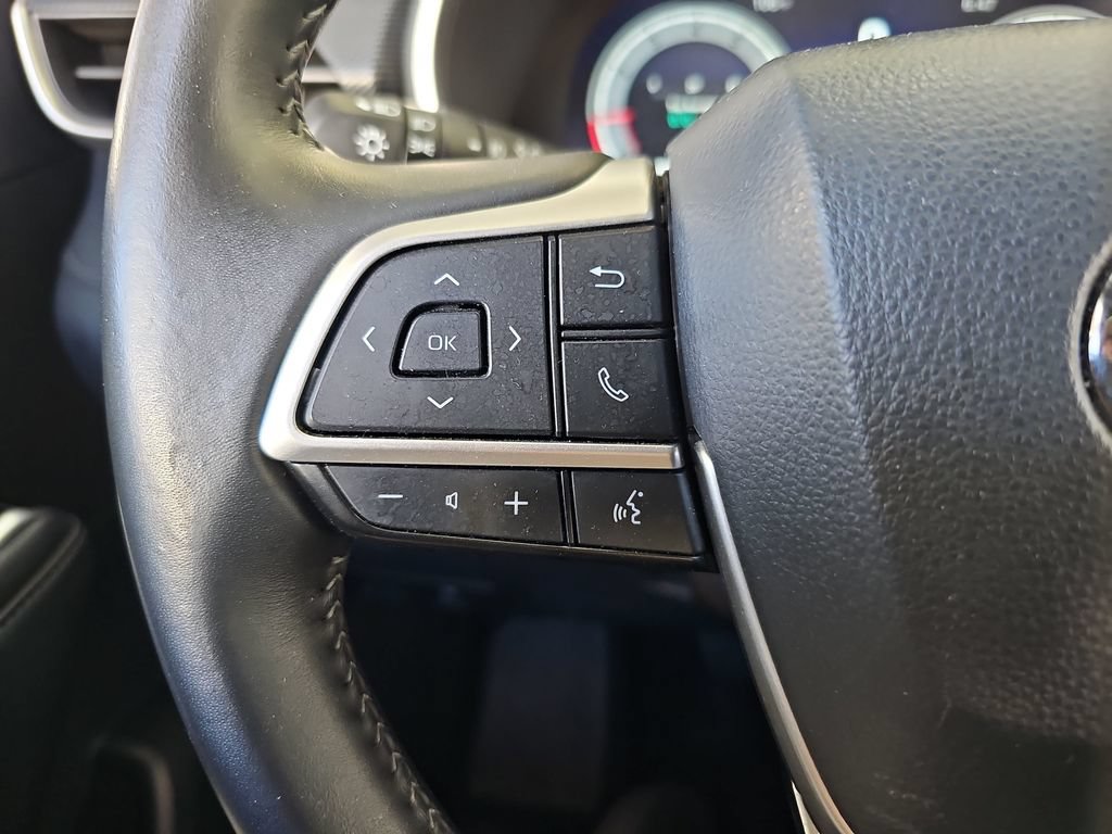 Certified 2025 Toyota Highlander XSE AWD/4WD image 11