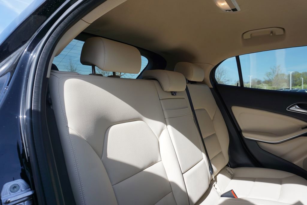 Used 2019 Mercedes-Benz GLA 250 4MATIC image 28