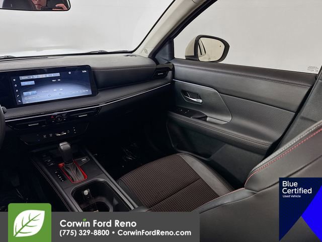 Used 2025 Nissan Kicks SR image 25