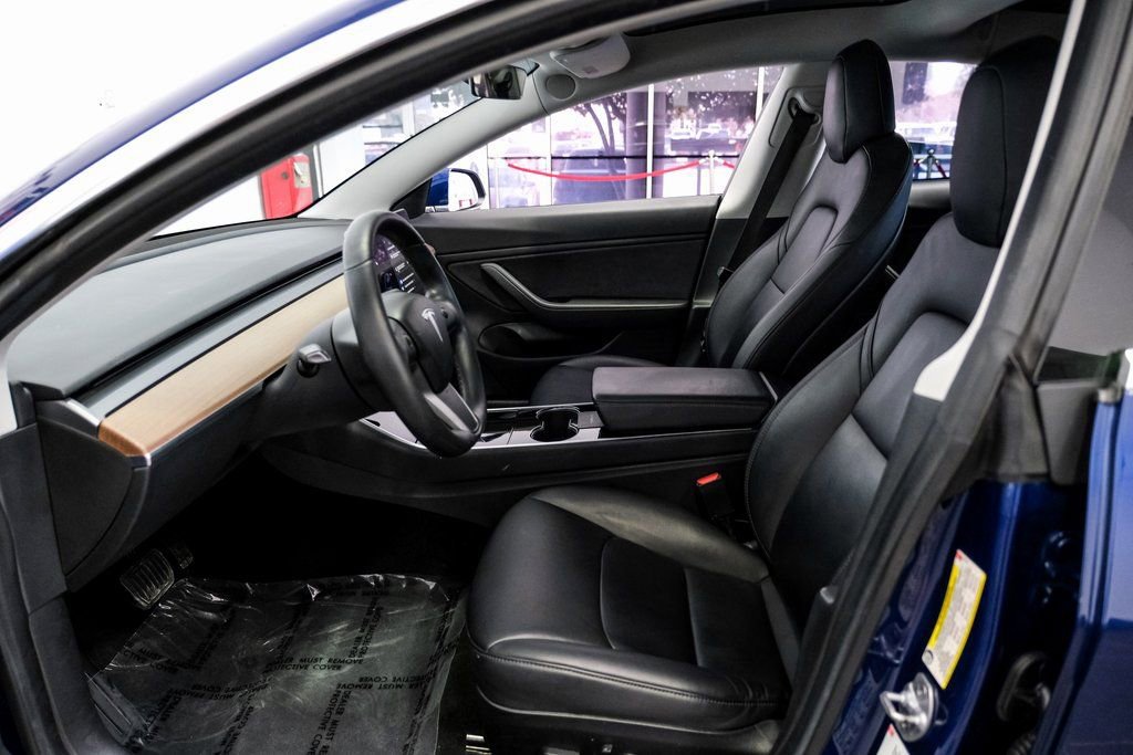 Used 2018 Tesla Model 3 Long Range image 30