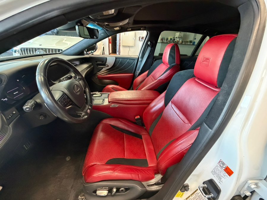 Used 2018 Lexus LS 500 F Sport w/ Accessory Package (Z1) image 22