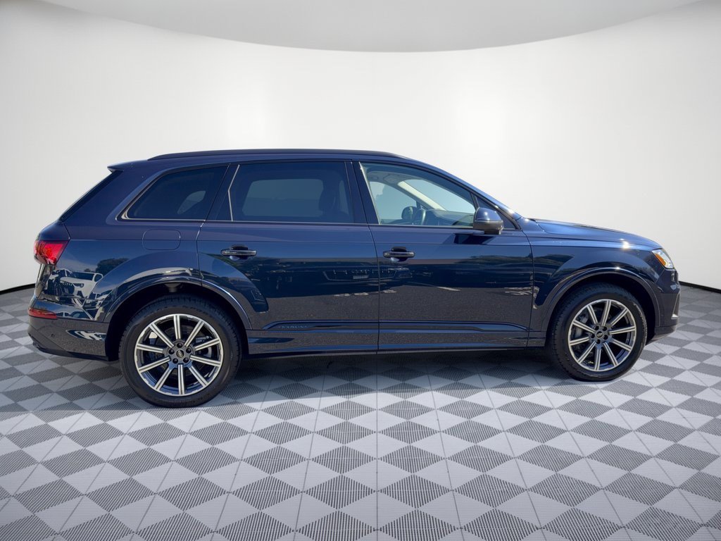 Used 2023 Audi Q7 2.0T Premium Plus w/ Premium Plus Package AWD/4WD image 8