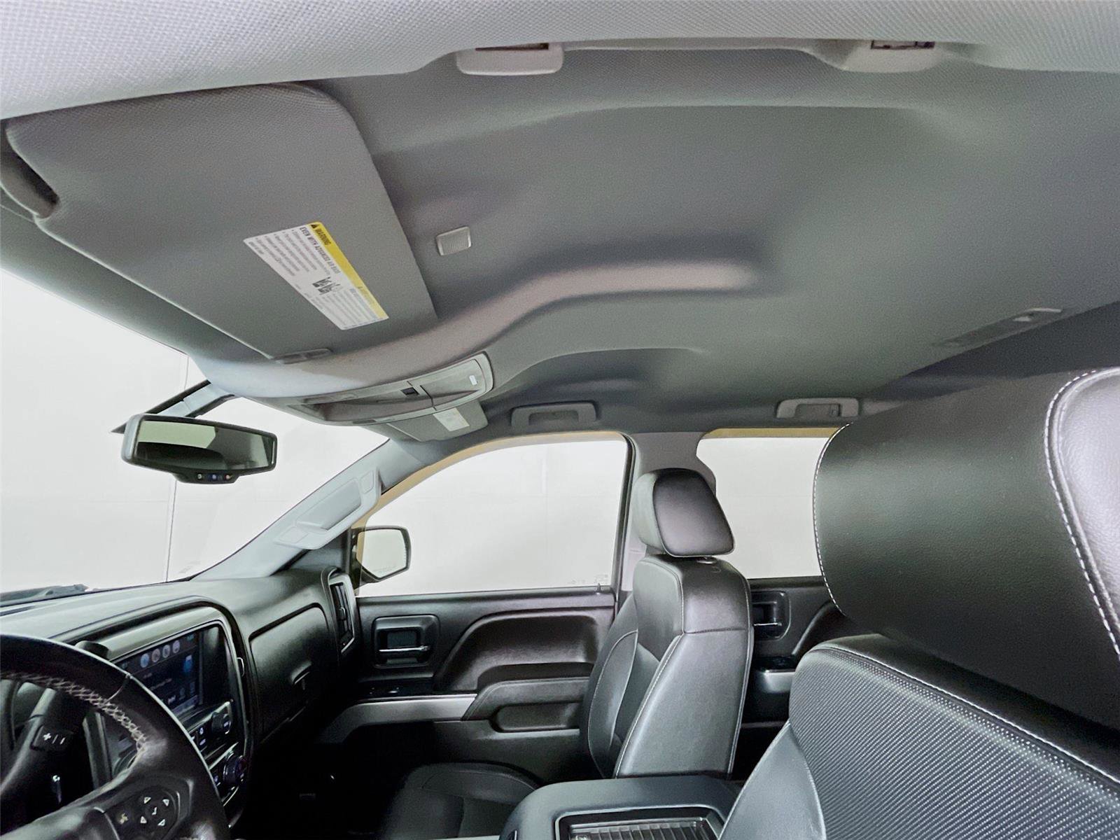 Used 2018 Chevrolet Silverado 1500 LTZ Z71 w/ Redline Edition image 12