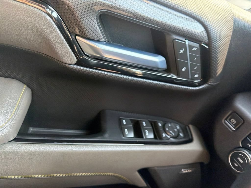Certified 2022 Chevrolet Silverado 1500 ZR2 w/ Technology Package AWD/4WD image 23
