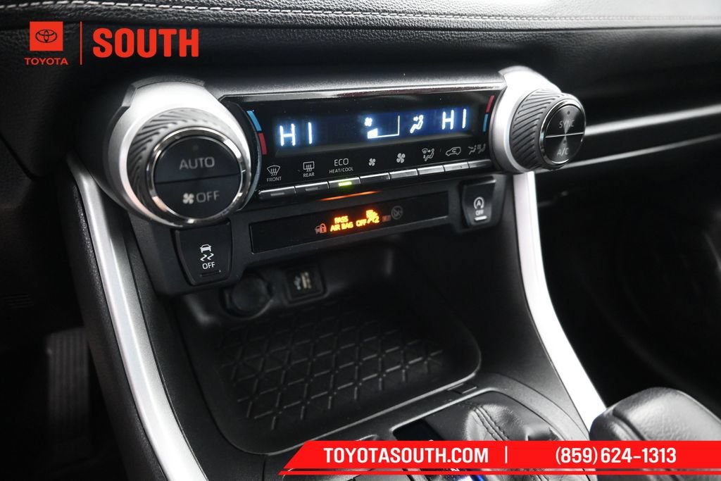 Certified 2024 Toyota RAV4 XLE AWD/4WD image 19