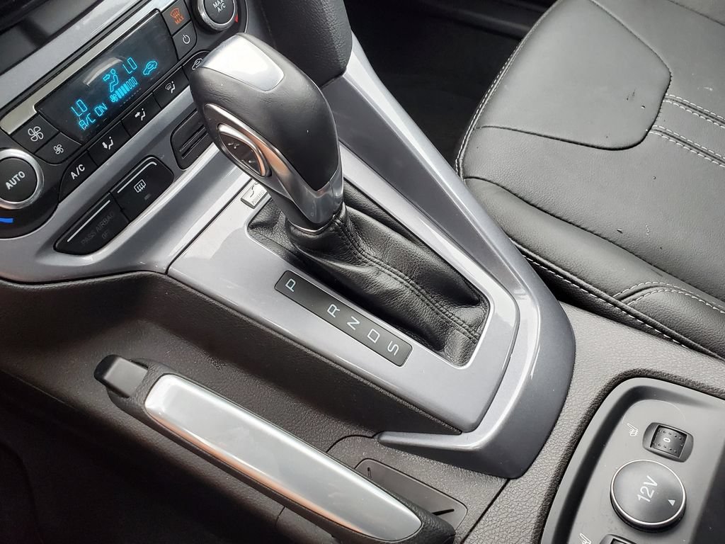 Used 2013 Ford Focus Titanium FWD image 17