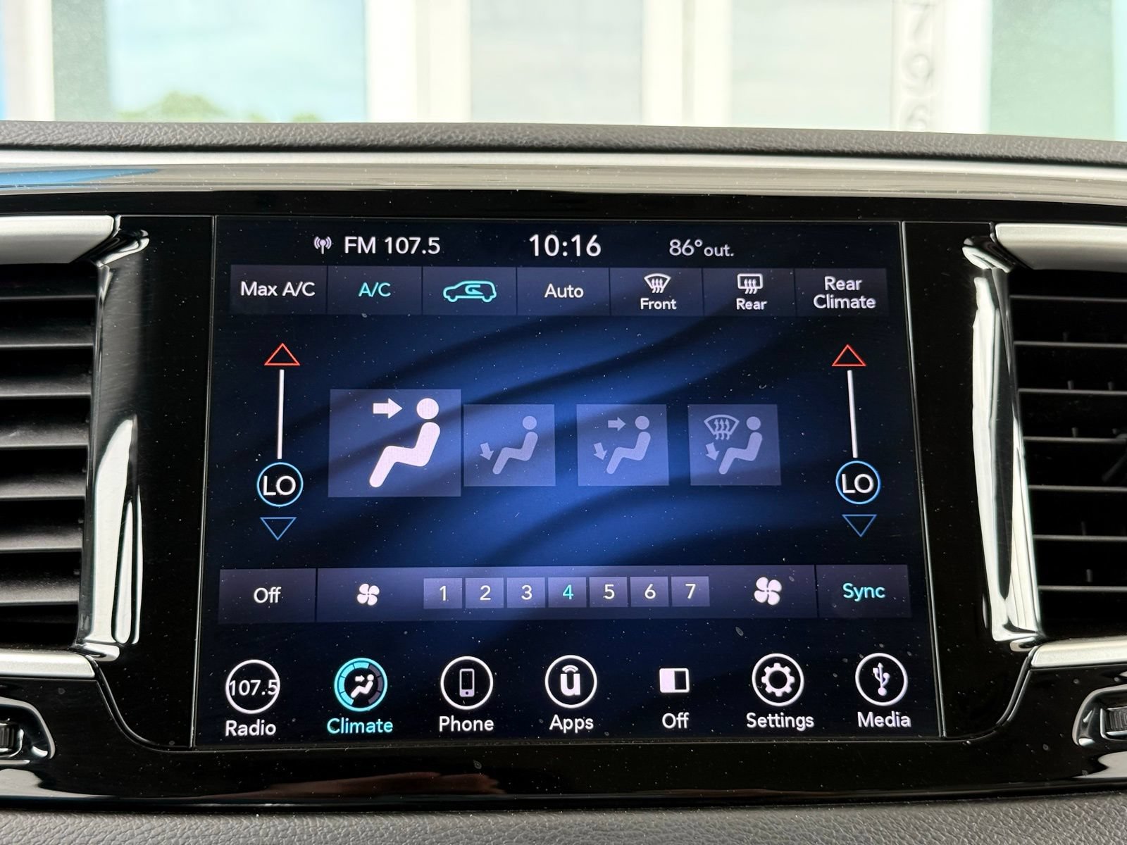 Used 2018 Chrysler Pacifica Touring Plus FWD image 49