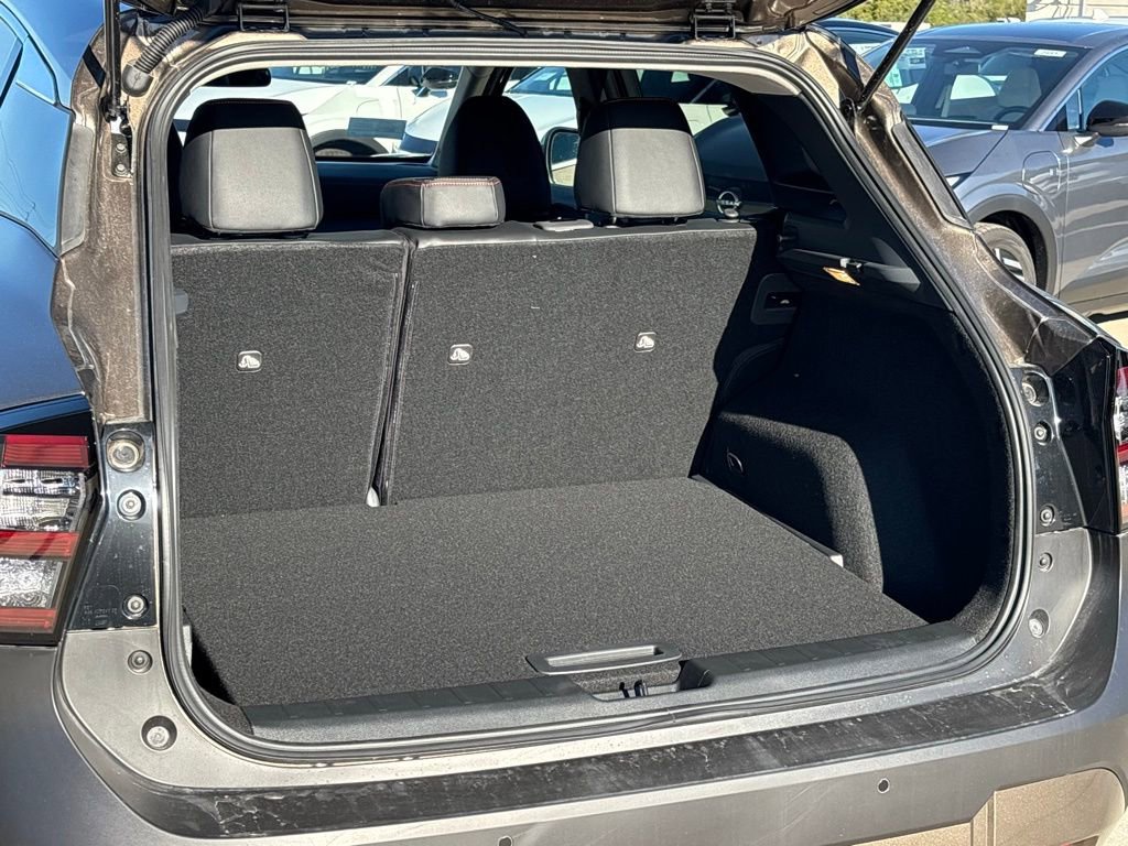 New 2026 Nissan Kicks SR FWD image 22
