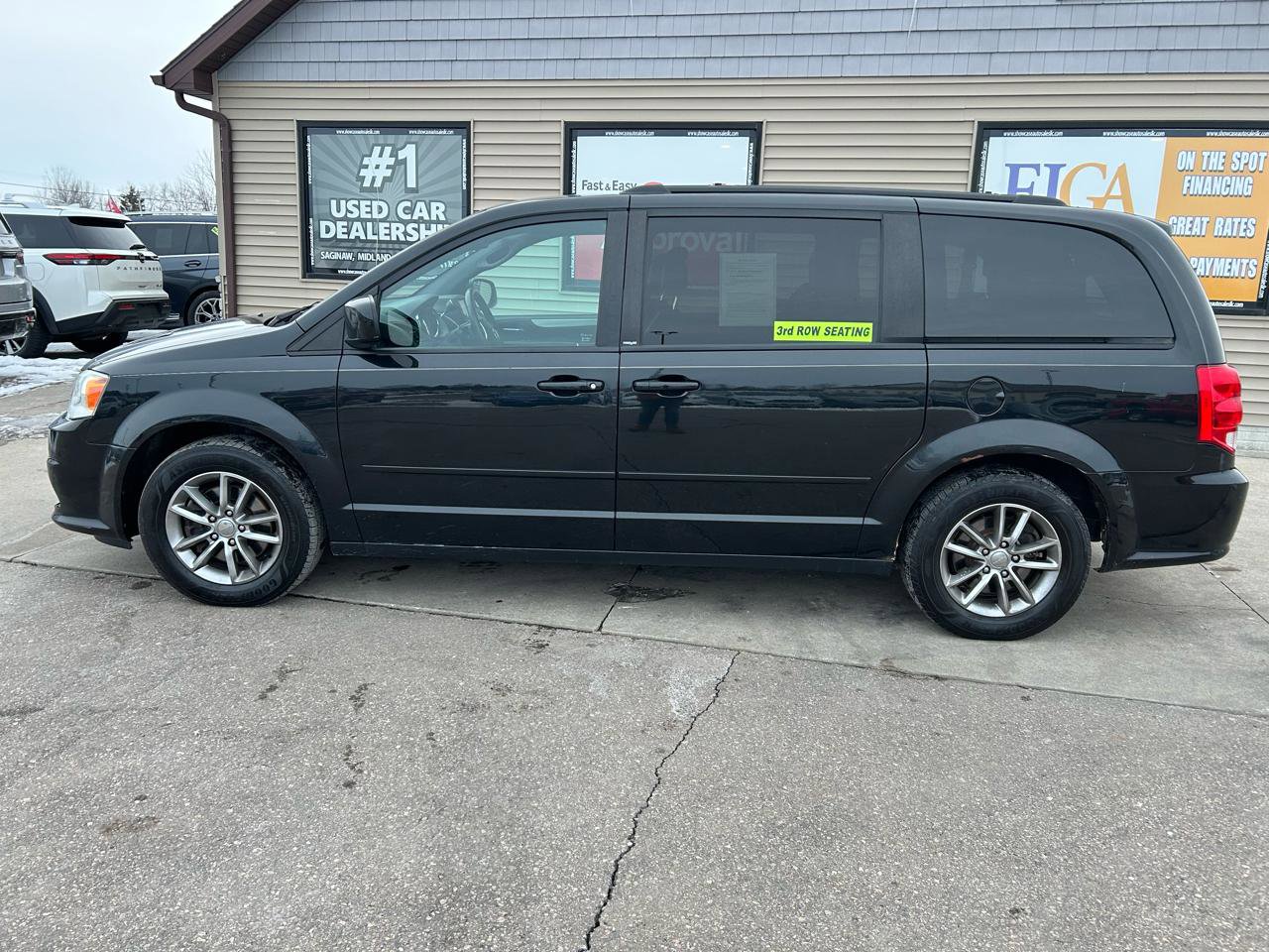 Used 2013 Dodge Grand Caravan R/T w/ Driver Convenience Group FWD image 8