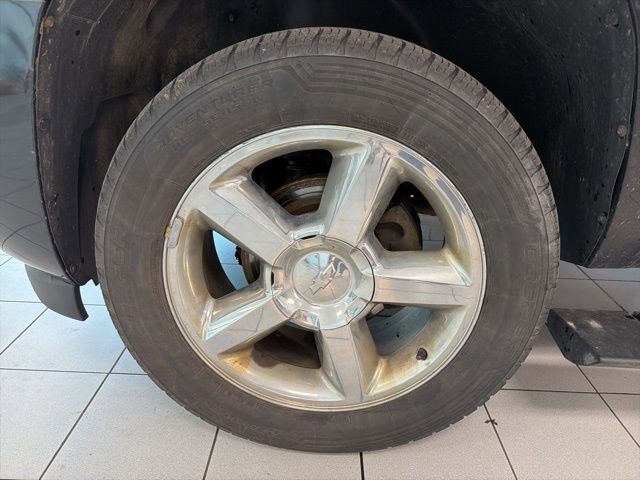 Used 2013 Chevrolet Tahoe LTZ image 12