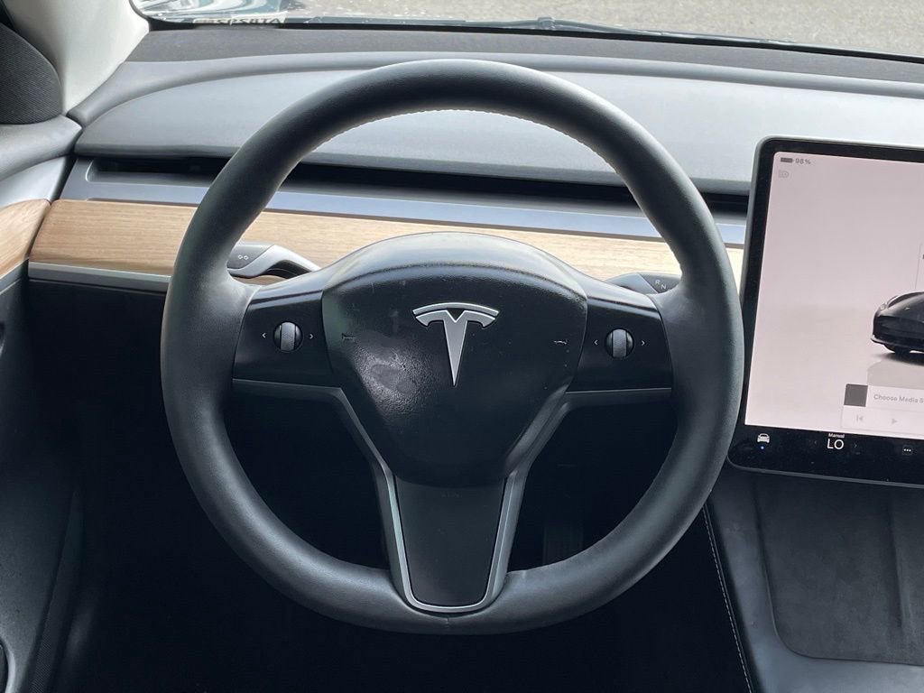 Used 2023 Tesla Model 3 Standard Range image 10
