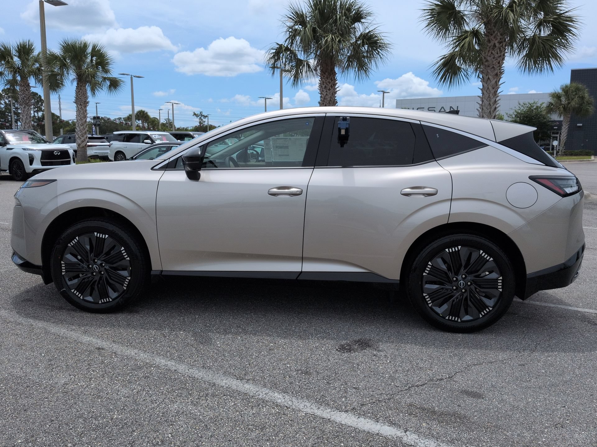 New 2026 Nissan Murano Platinum w/ Cargo Package AWD/4WD image 8
