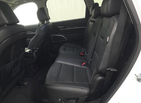 Used 2023 Kia Telluride EX image 8