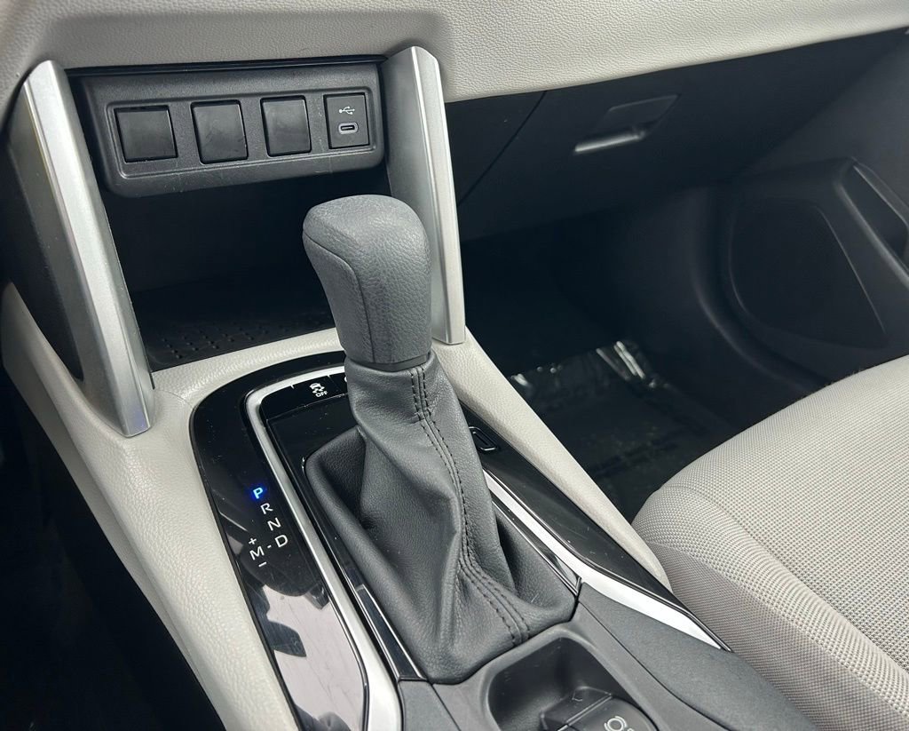 Certified 2023 Toyota Corolla Cross L image 24