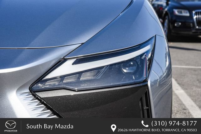 Used 2024 Lexus RZ 300e Premium w/ Accessory Package (Z1) image 4