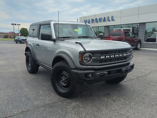 Used 2023 Ford Bronco Black Diamond AWD/4WD image 3