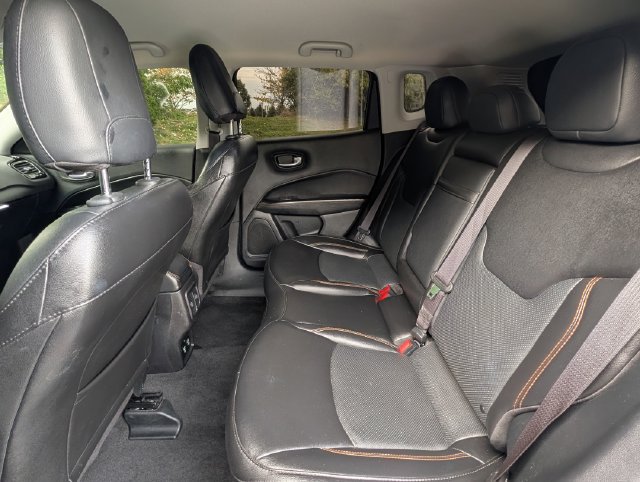 Used 2019 Jeep Compass Limited AWD/4WD image 28