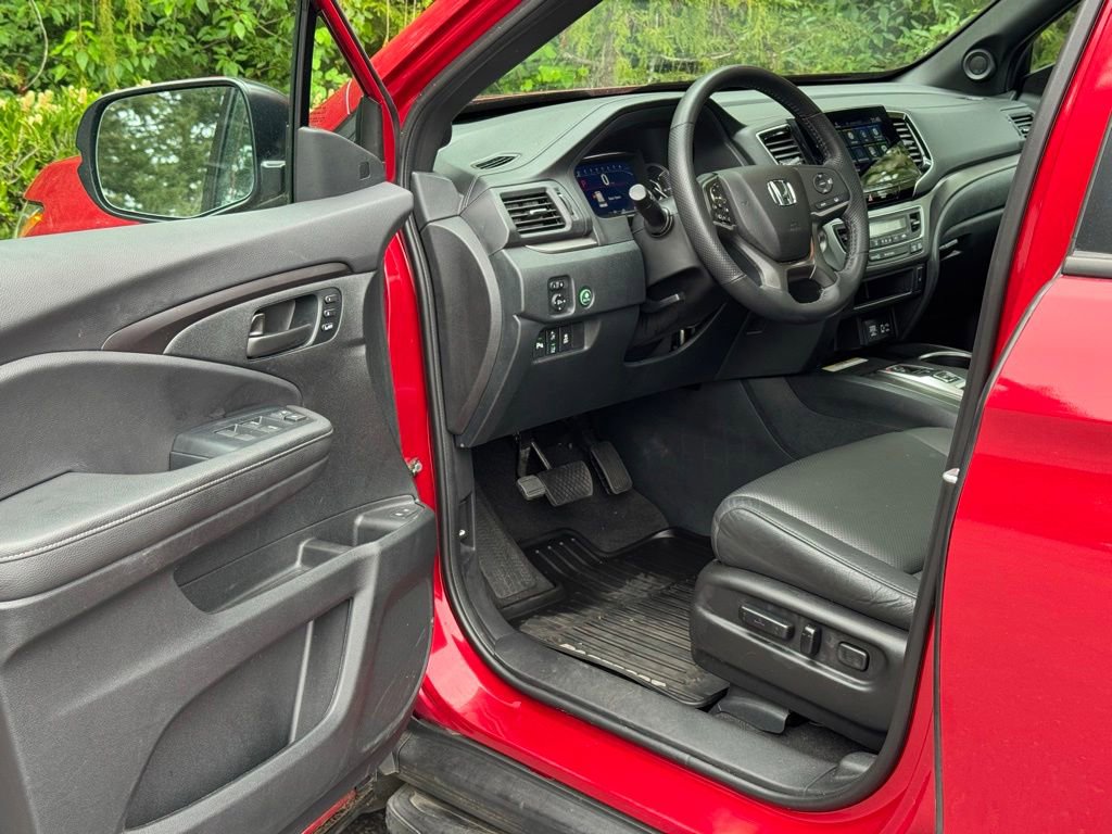 Certified 2023 Honda Passport EX-L image 6