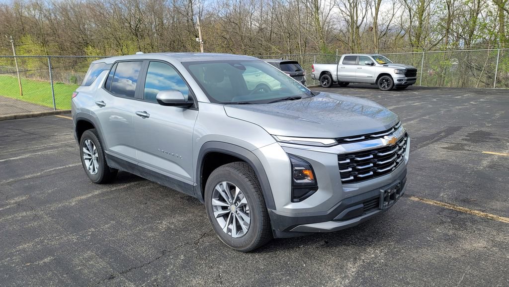 Used 2026 Chevrolet Equinox LT FWD image 8