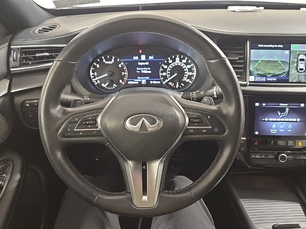Used 2023 INFINITI QX55 Essential image 11