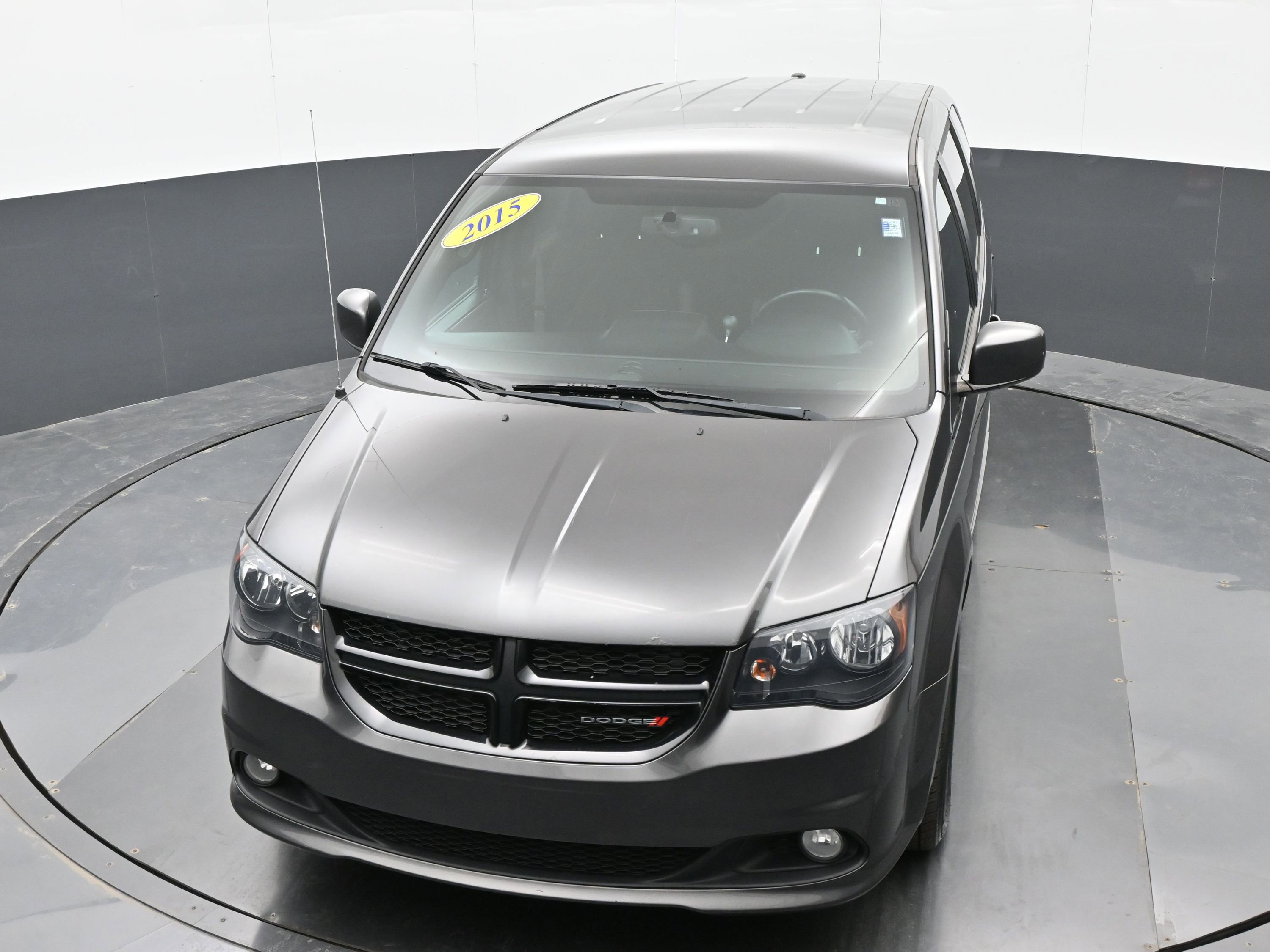 Used 2015 Dodge Grand Caravan SXT w/ Blacktop Package image 31