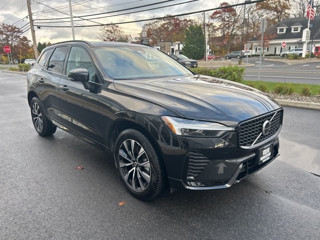 Certified 2025 Volvo XC60 B5 Core image 6