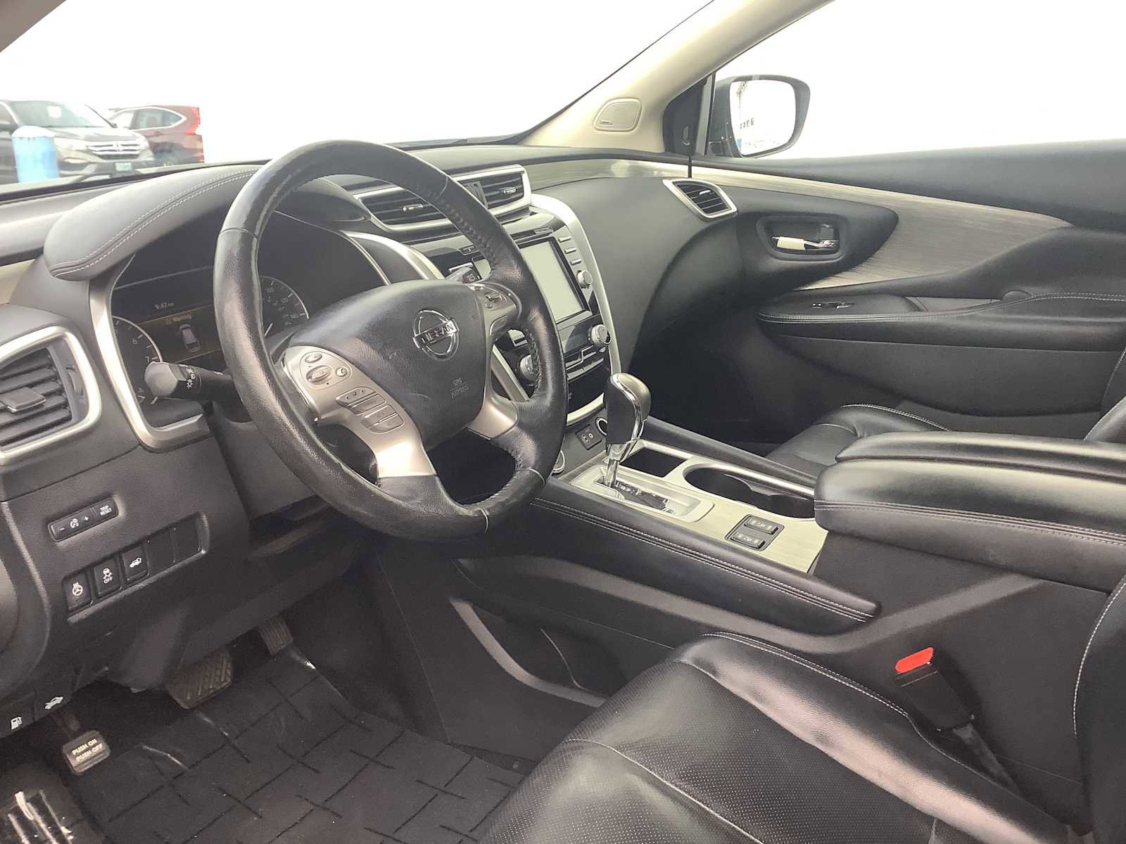 Used 2018 Nissan Murano SL w/ Moonroof Package image 3