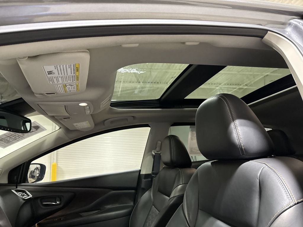 Used 2023 Nissan Murano Platinum w/ Cargo Package FWD image 20