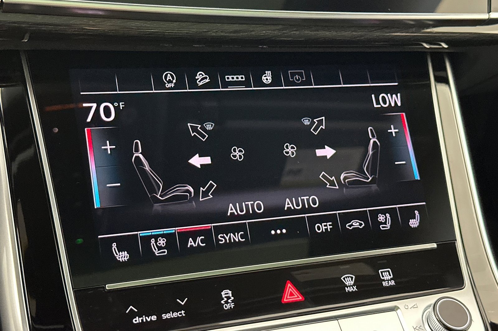 New 2026 Audi Q7 3.0T Premium Plus AWD/4WD image 21