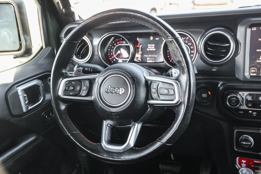 Used 2022 Jeep Wrangler Unlimited Rubicon w/ Xtreme Recon 35" Tire Package AWD/4WD image 15