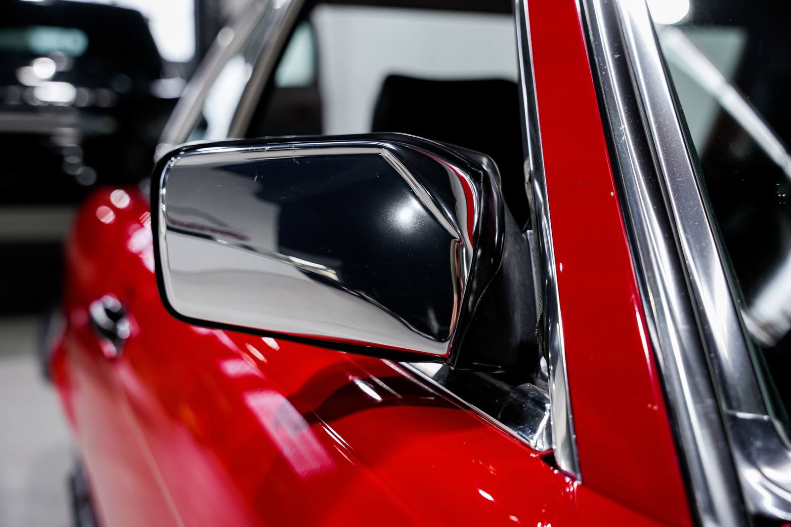 Used 1987 Mercedes-Benz 560 SL image 34