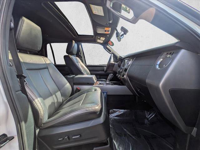 Used 2016 Ford Expedition Platinum image 23
