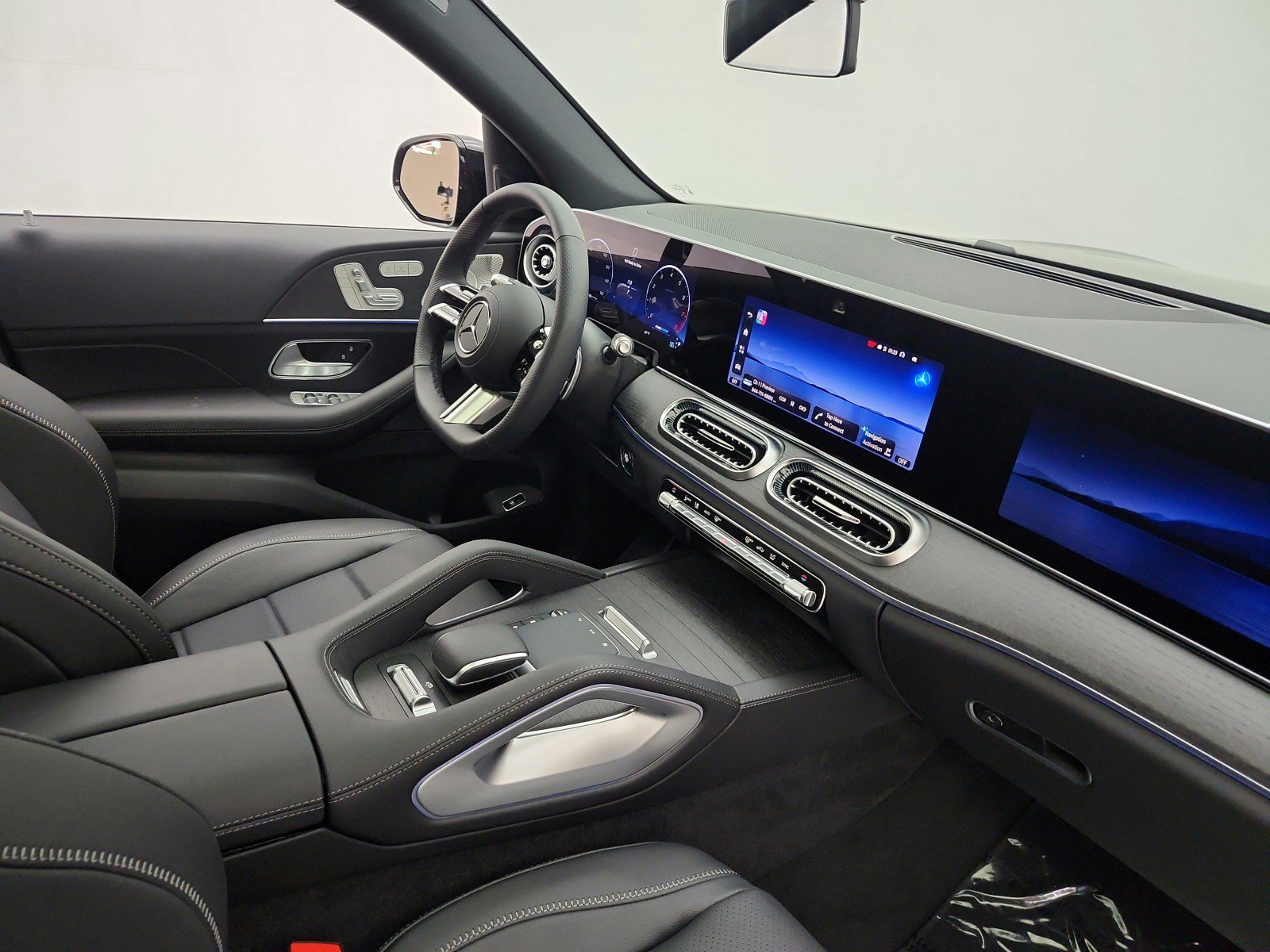 New 2027 Mercedes-Benz GLS 450 4MATIC image 13
