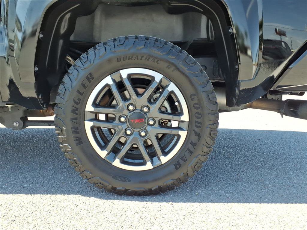 Used 2025 Toyota Tacoma TRD Sport image 22