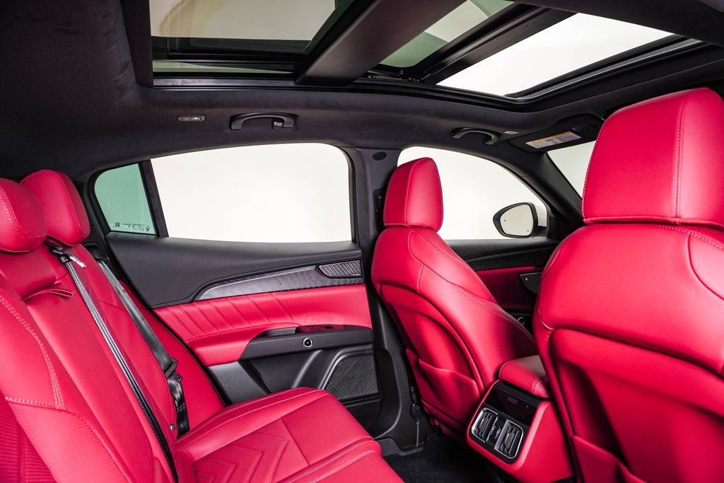 Certified 2025 Maserati Grecale GT AWD/4WD image 16