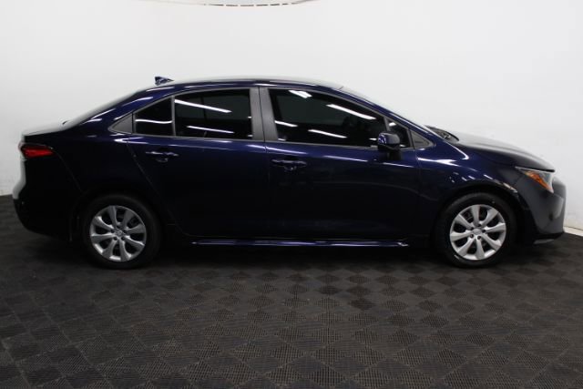 Used 2022 Toyota Corolla LE FWD image 4