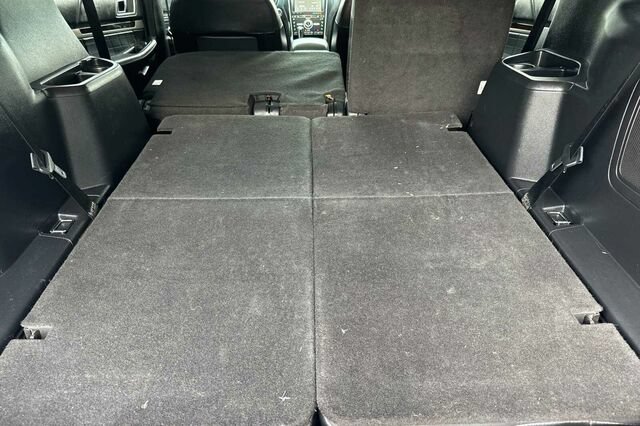 Used 2016 Ford Explorer Platinum AWD/4WD image 16