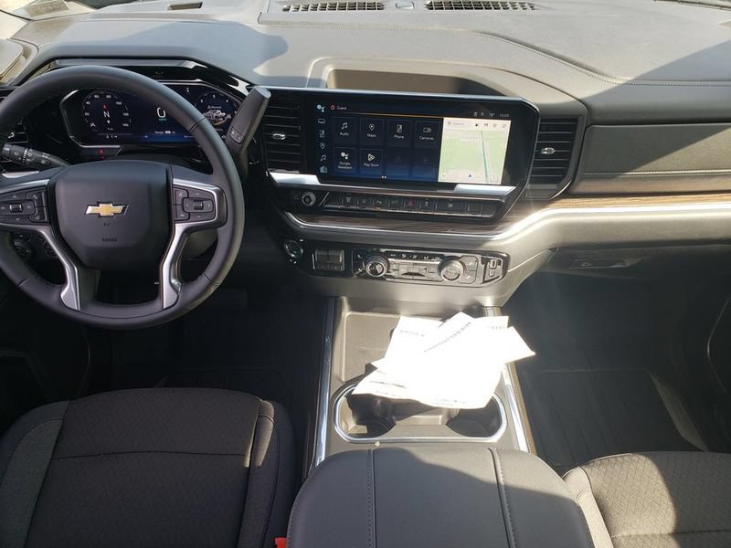 New 2026 Chevrolet Silverado 3500 LT w/ All Star Edition AWD/4WD image 8