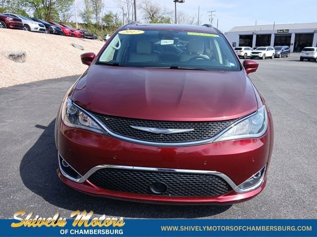 Used 2017 Chrysler Pacifica Touring-L Plus w/ Advanced Safetytec Group image 8