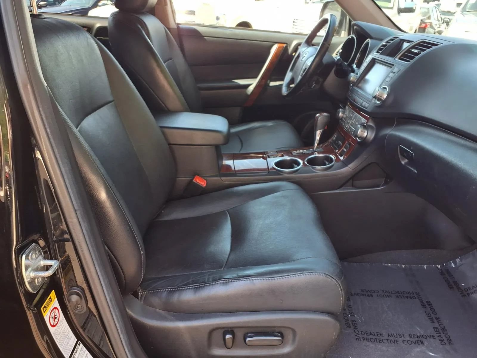 Used 2011 Toyota Highlander Limited w/ Tow Pkg AWD/4WD image 21