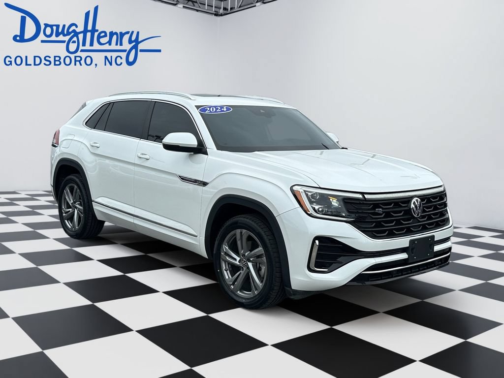 Used 2024 Volkswagen Atlas Cross Sport SEL R-Line AWD/4WD image 7
