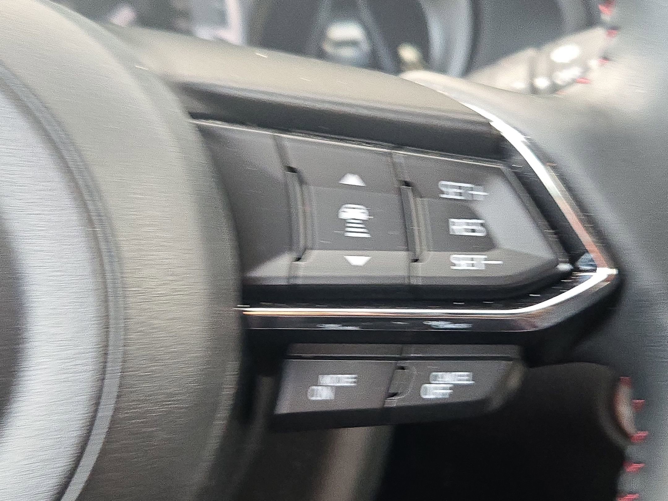 Used 2025 MAZDA CX-5 Carbon Edition image 13