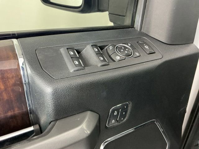 Used 2017 Ford F350 Platinum w/ Platinum Ultimate Package AWD/4WD image 18