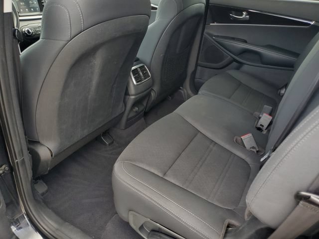 Used 2020 Kia Sorento L FWD image 6
