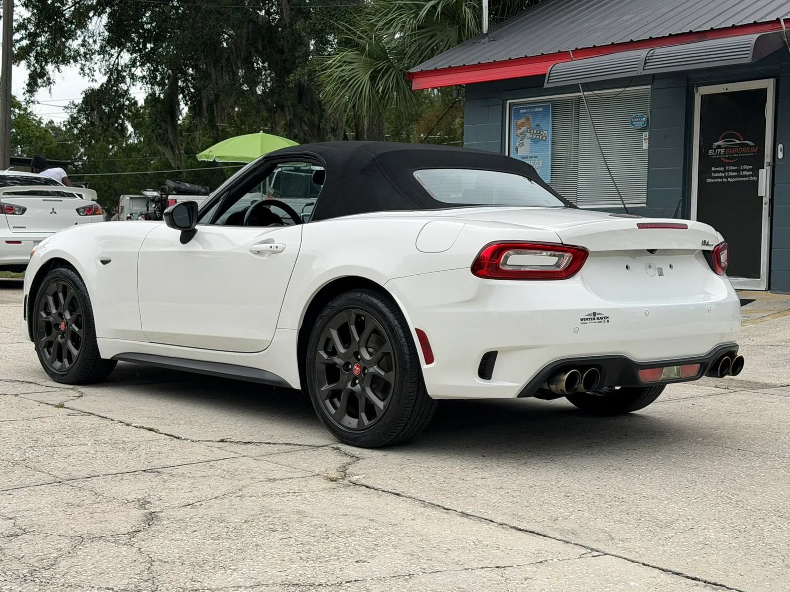 Used 2017 FIAT 124 Spider Abarth RWD image 15
