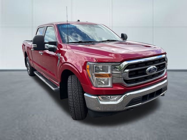 Used 2022 Ford F150 XLT w/ XTR Package AWD/4WD image 5